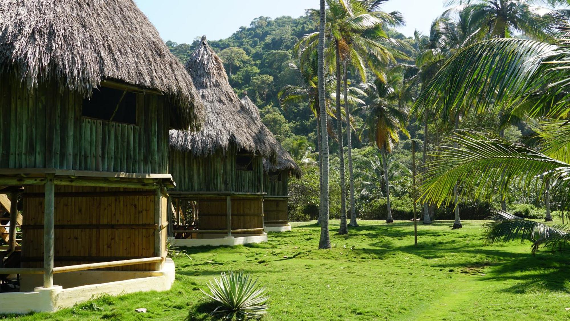 Ecolodge Playa Brava Teyumakke Calabazo  ภายนอก รูปภาพ