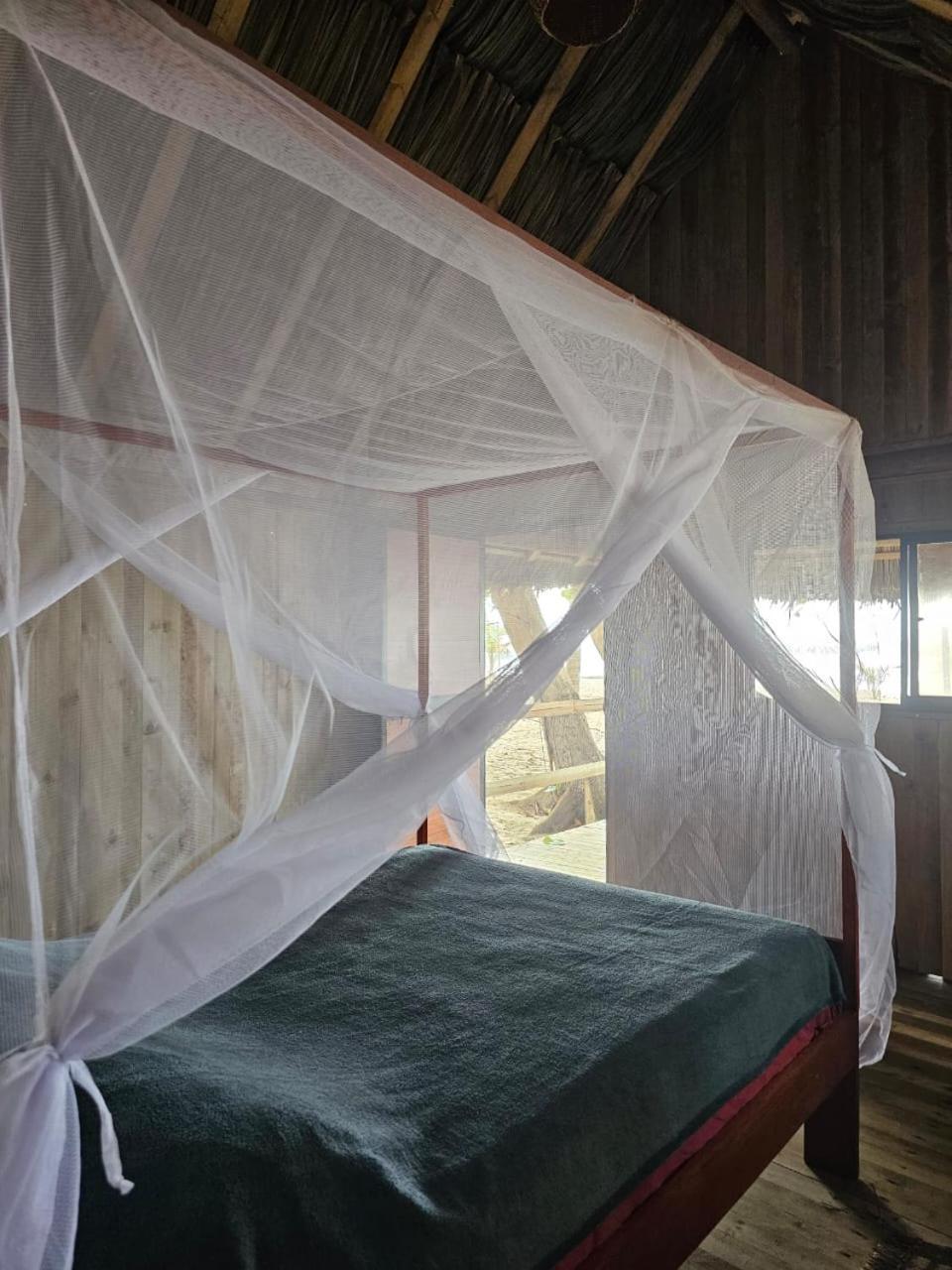 Ecolodge Playa Brava Teyumakke Calabazo  ภายนอก รูปภาพ